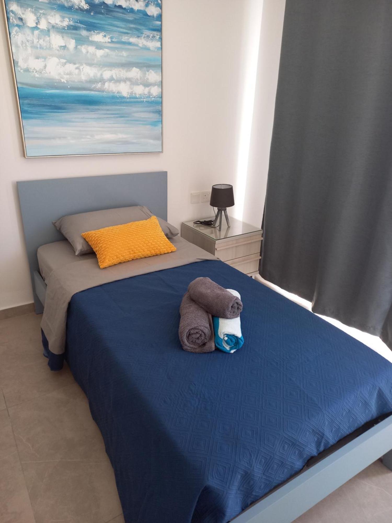 Yellow Hill Penthouse Zebbug  ภายนอก รูปภาพ